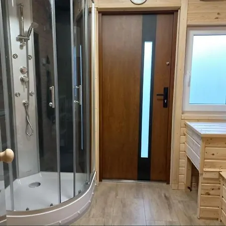 Holiday home Vip Double House Przy Suntago ,grabska Osada Grabce-Towarzystwo